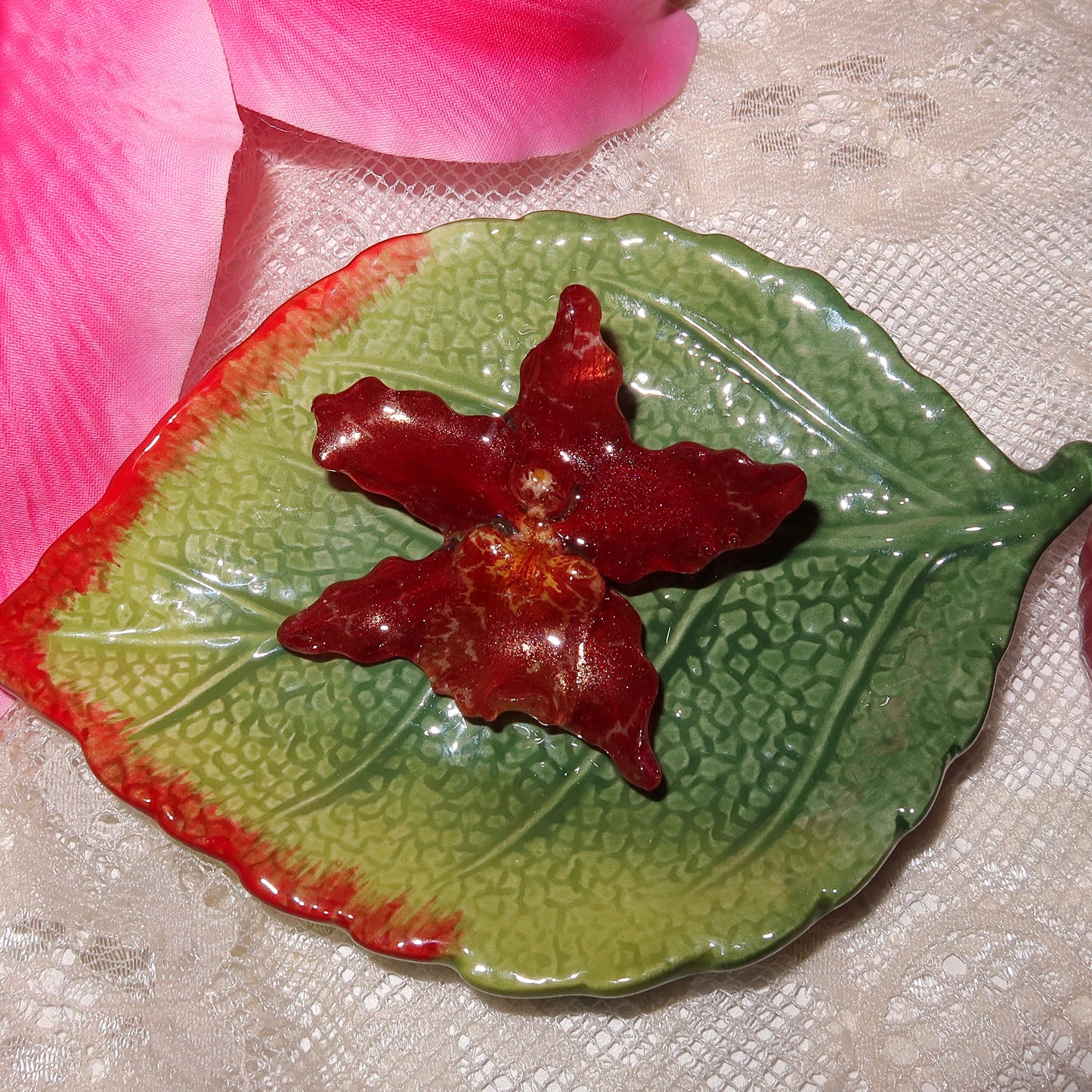 Iris Hair Clip